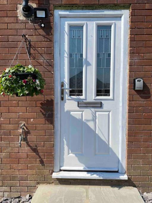 No.9 Guesthouse Burnley Bagian luar foto